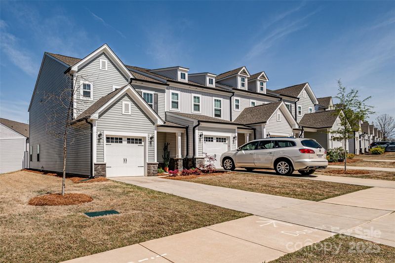 11120 Pagebrook Ln, Charlotte, NC 28214