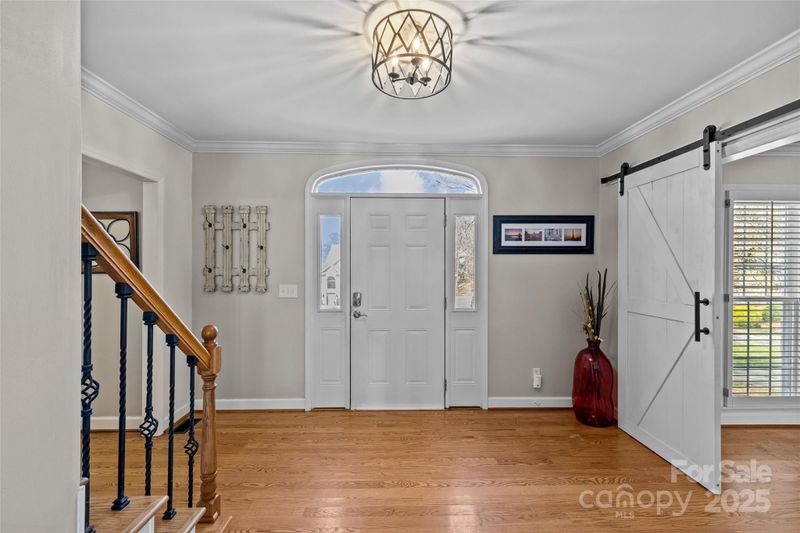 2016 Monaghan Ct, Matthews, NC 28105
