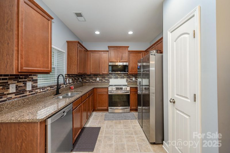 745 Brooke Nicole Pl, Charlotte, NC 28213
