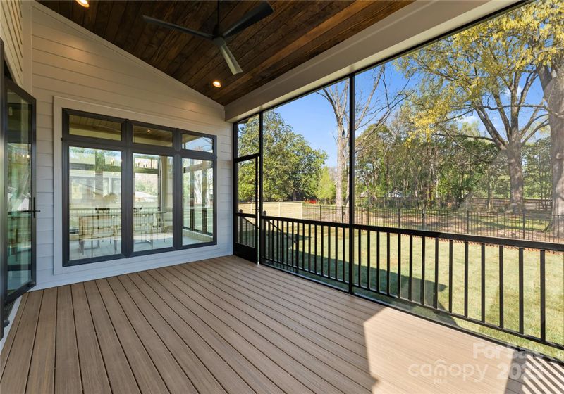 721 Bertonley Ave, Charlotte, NC 28211