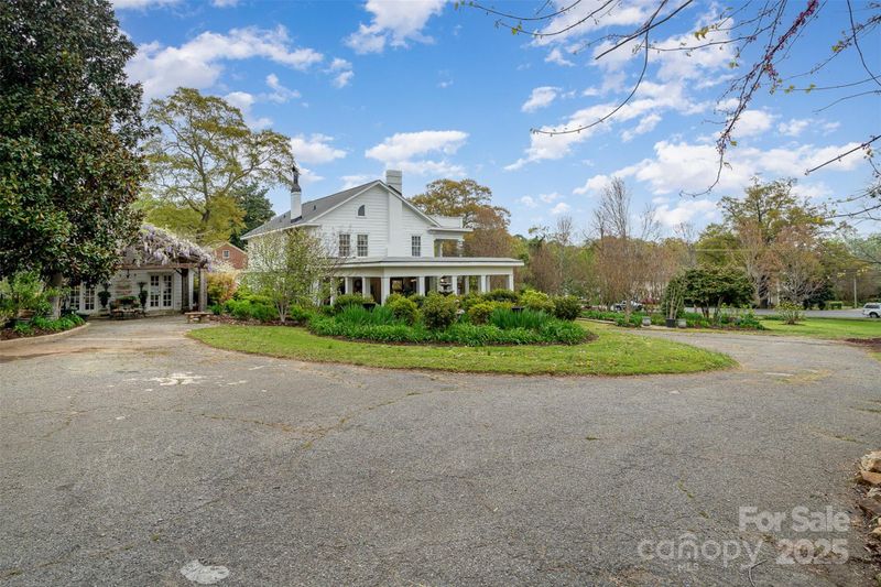 1313 S York Rd, Gastonia, NC 28052