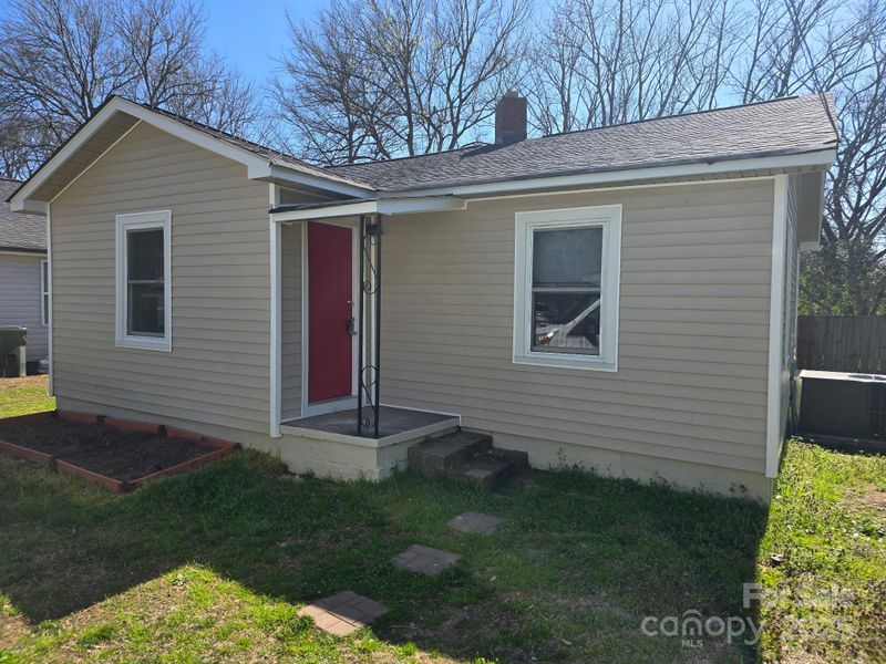 325 Orr Dr, Rock Hill, SC 29730