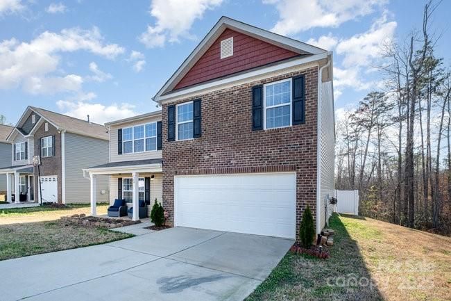 308 Regan Ln, Charlotte, NC 28214