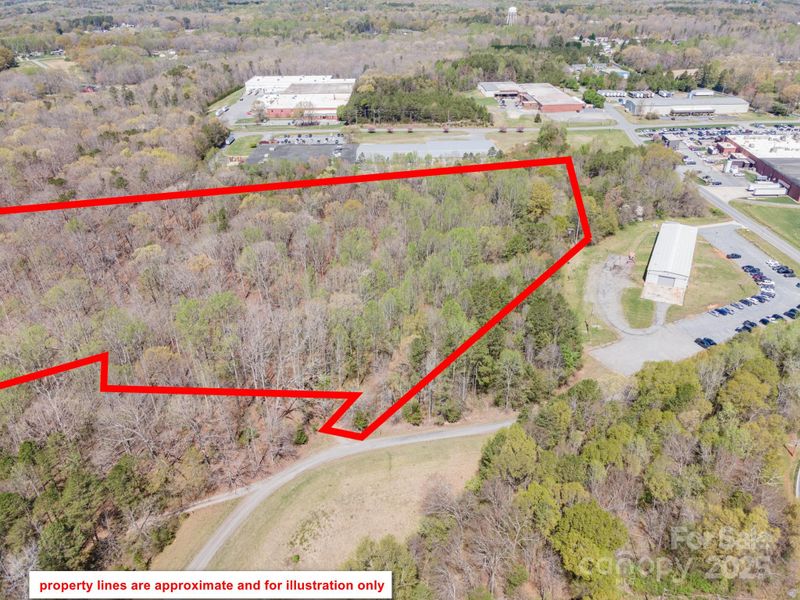 2018 Fox Creek Trl, Lincolnton, NC 28092