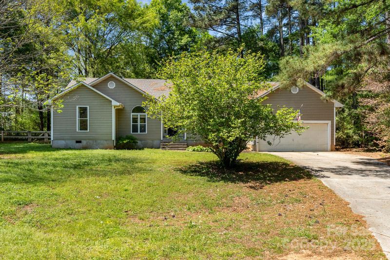 2014 Cardinal Loop, Stanley, NC 28164