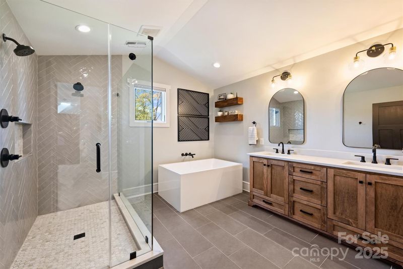 3521 Selwyn Ave, Charlotte, NC 28209