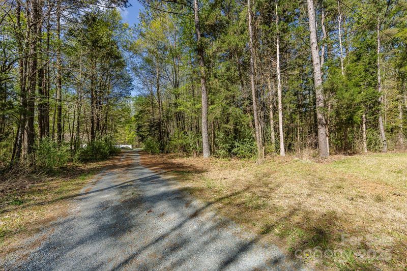 9009 Quail Roost Dr, Waxhaw, NC 28173