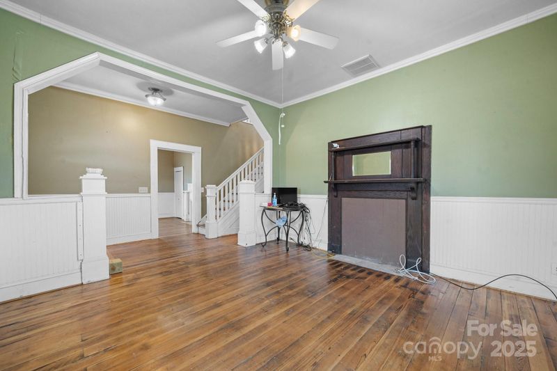 1810 1st Ave SW, Hickory, NC 28602