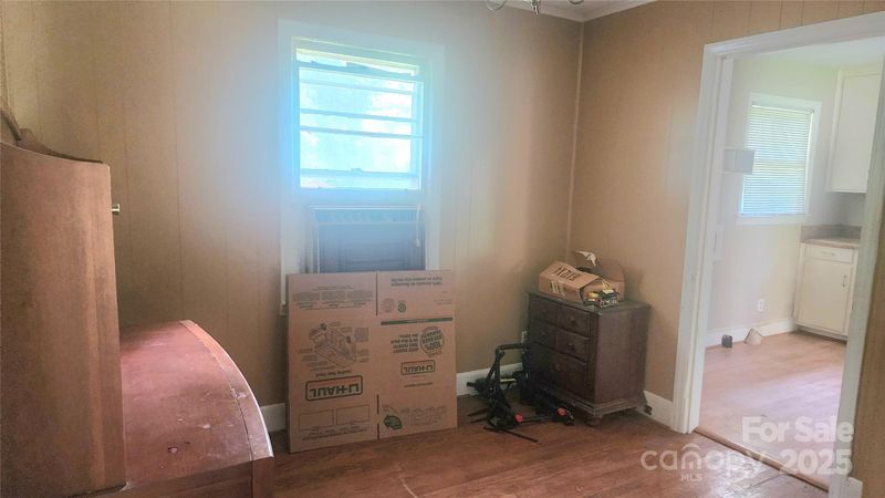4104 Dinglewood Ave, Charlotte, NC 28205