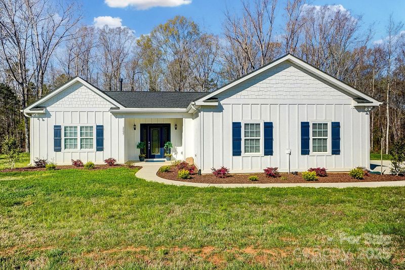 2597 Craig Farm Rd, Lancaster, SC 29720