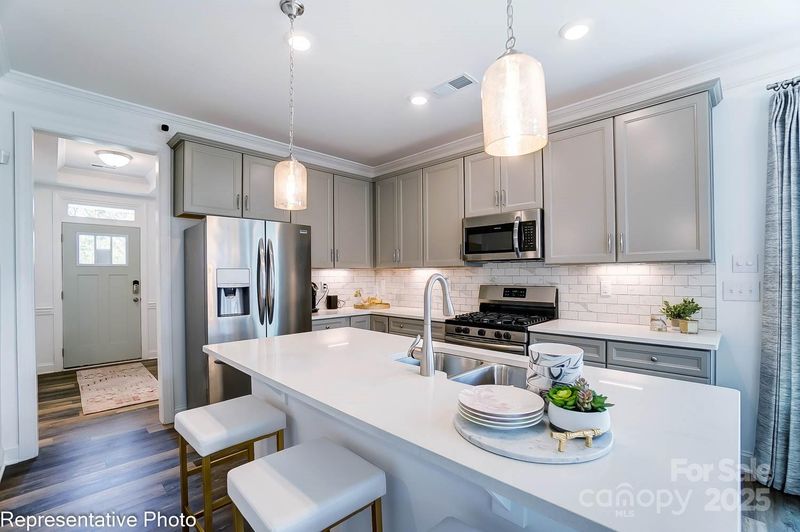 6250 Tea Olive Dr #240, Harrisburg, NC 28075