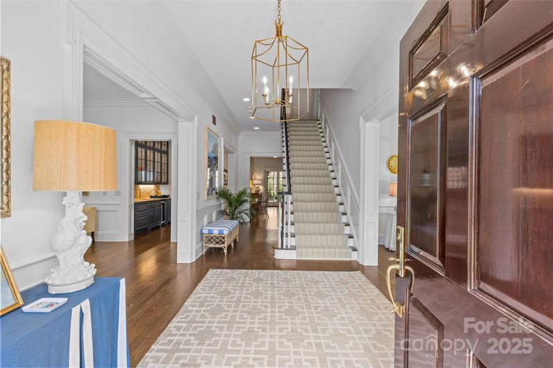 3925 Silver Bell Dr, Charlotte, NC 28211