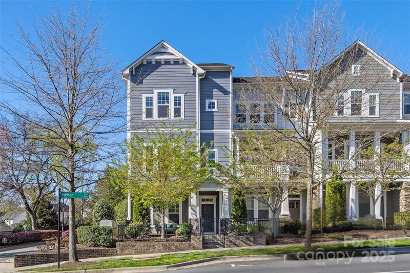 266 Iverson Way, Charlotte, NC 28203