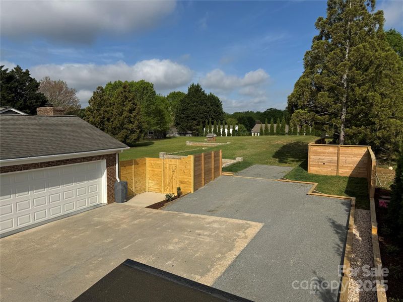 5119 Blackberry Ln, Matthews, NC 28104