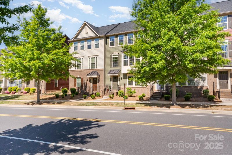 3718 Speer Blvd, Charlotte, NC 28217