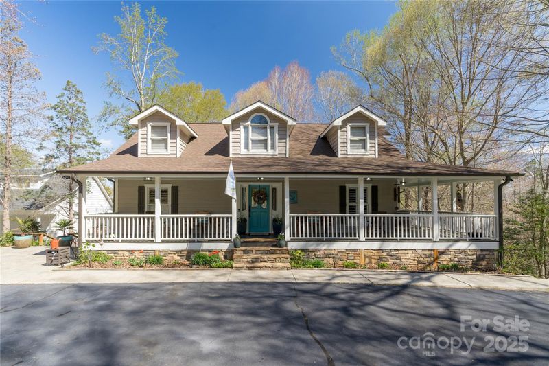 8172 Summit Ridge Dr, Catawba, NC 28609