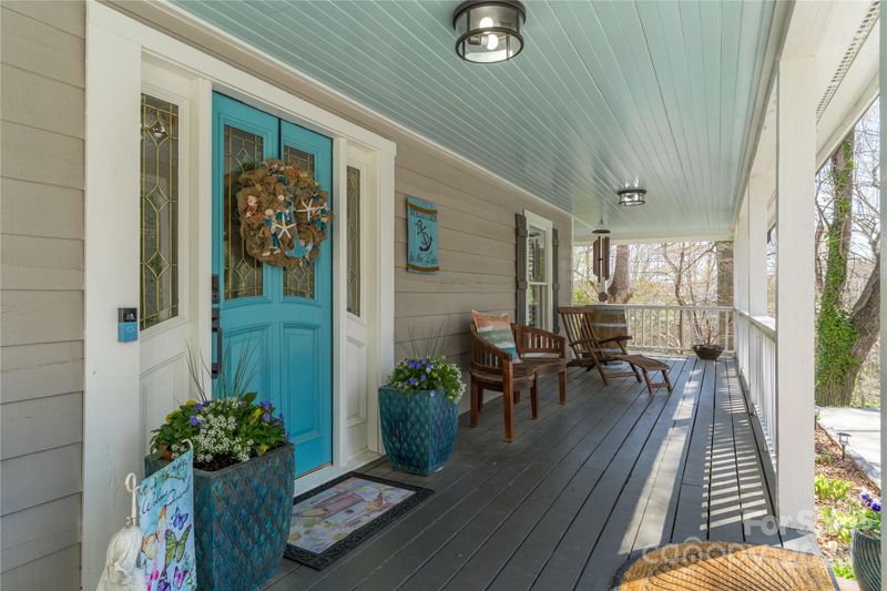 8172 Summit Ridge Dr, Catawba, NC 28609