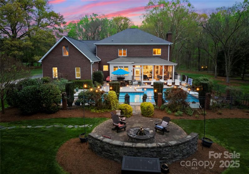 8963 Harris Rd, Concord, NC 28027