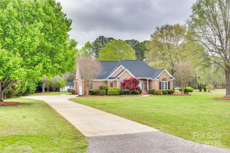 111 Sterling Dr, York, SC 29745