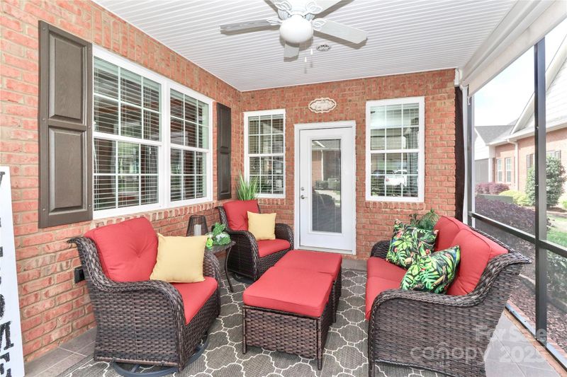 8518 Christalina Ln, Denver, NC 28037
