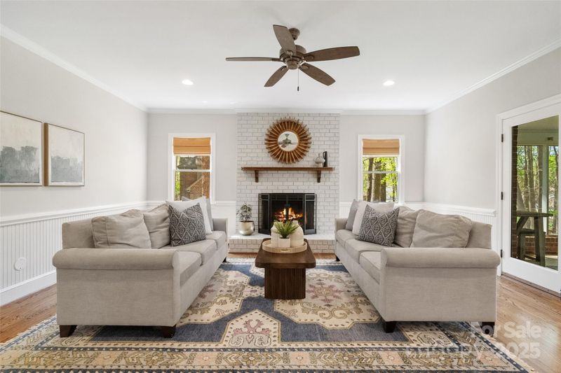 6010 Oak Ridge Ct, Matthews, NC 28104
