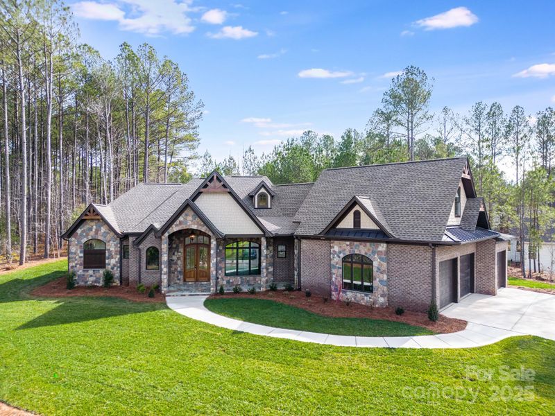 6422 Chimney Bluff Rd, Lancaster, SC 29720