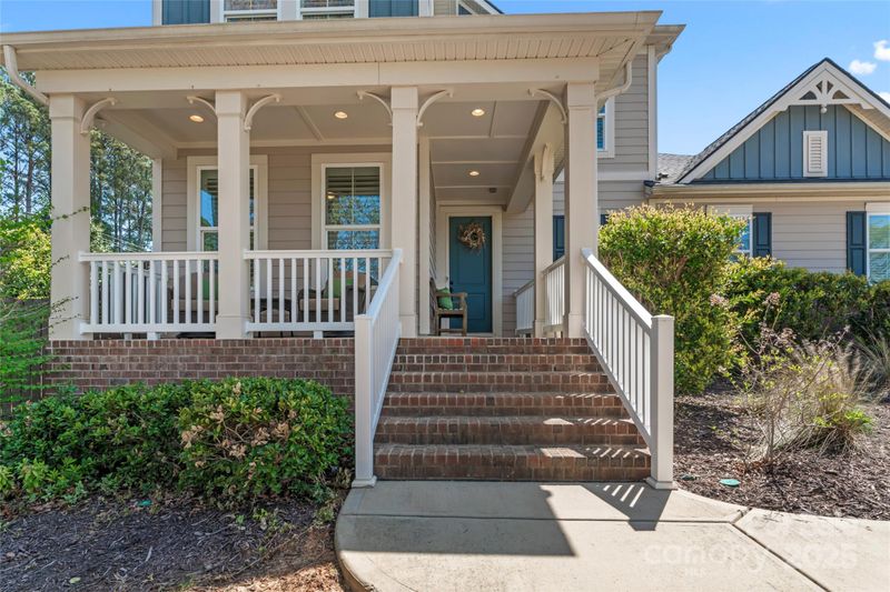 1703 Kings Manor Ct, Matthews, NC 28105