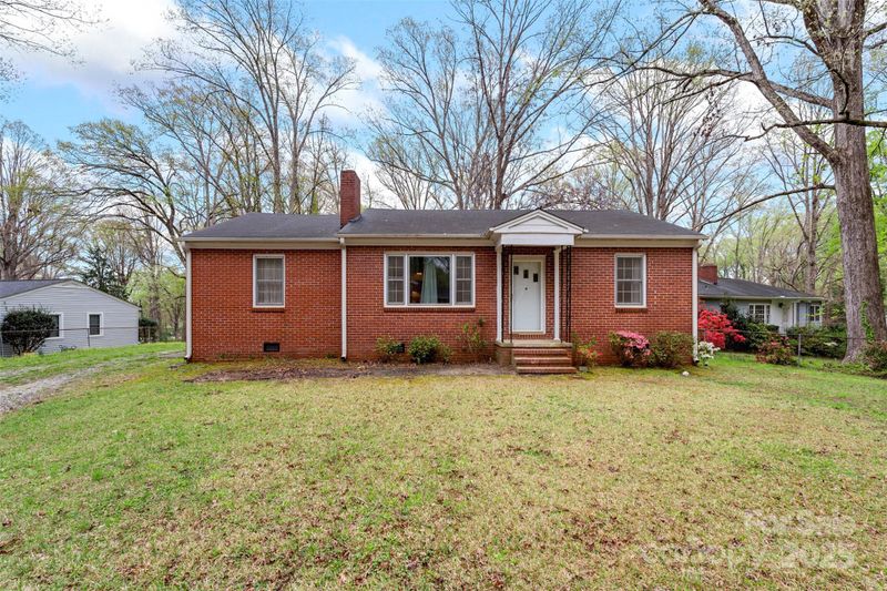 304 Simrill Ave, York, SC 29745