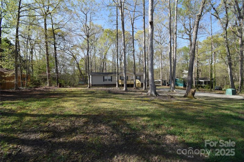 121 Silver Fox Ct, Mount Holly, NC 28120