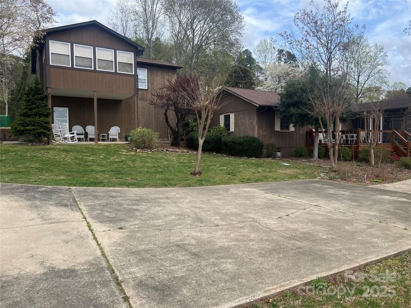 8115 Bridge View Cv, Sherrills Ford, NC 28673