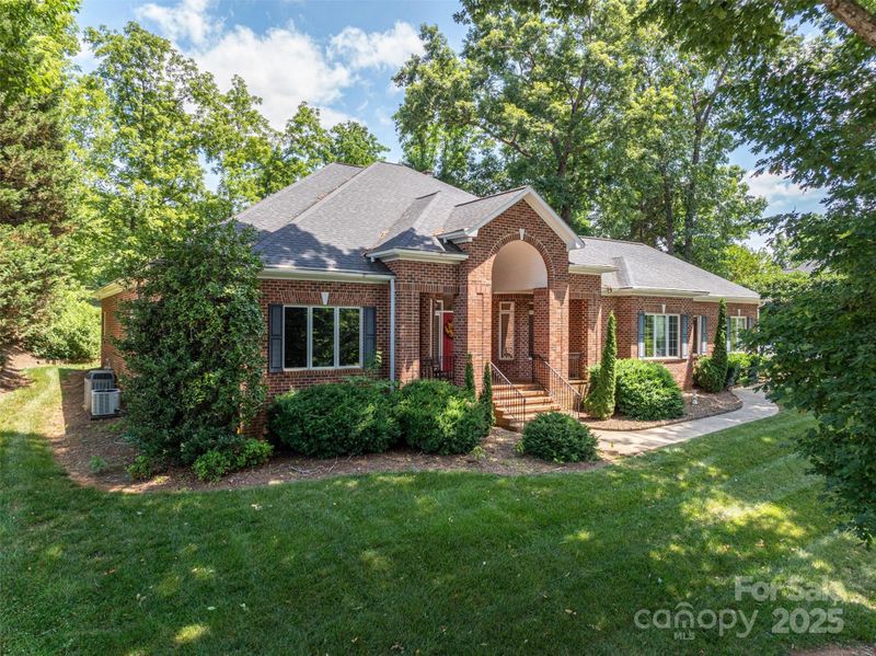 3964 Deer Run Dr NE, Conover, NC 28613