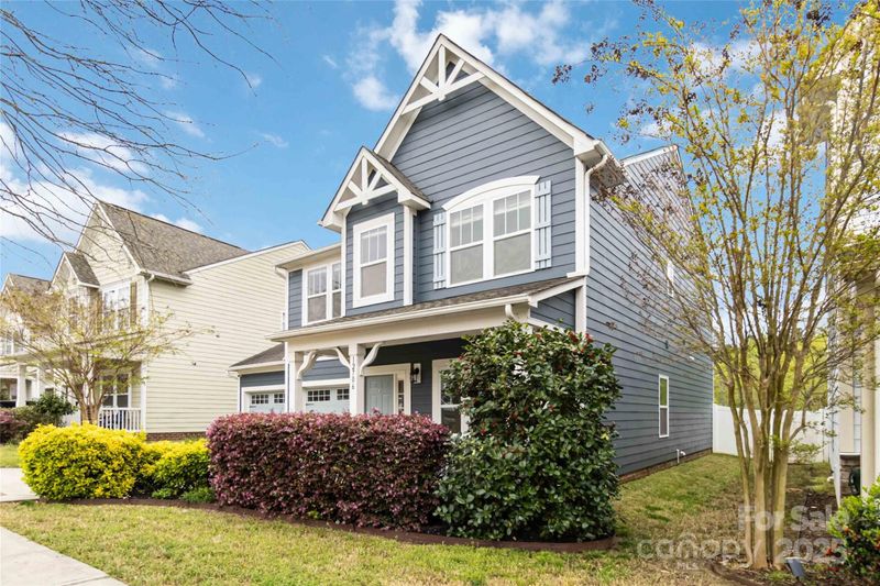 12706 Ballyliffin Dr, Pineville, NC 28134