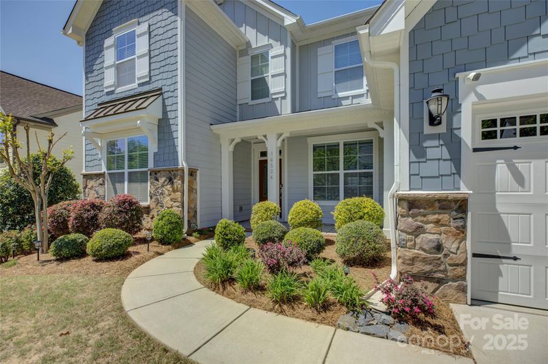16524 Palisades Commons Dr, Charlotte, NC 28278