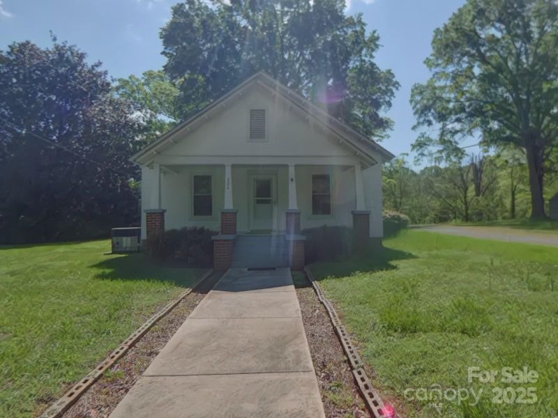 224 Mcclain St, York, SC 29745