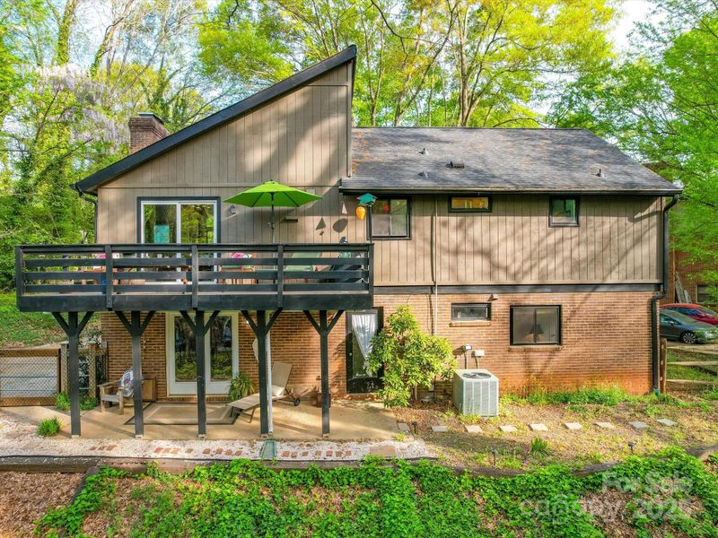 615 Ridgeway Dr, Belmont, NC 28012