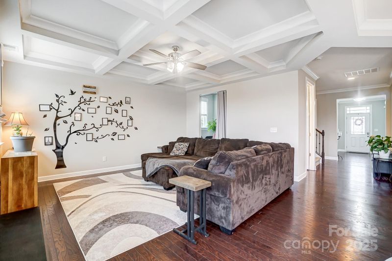 10161 Castlebrooke Dr, Concord, NC 28027