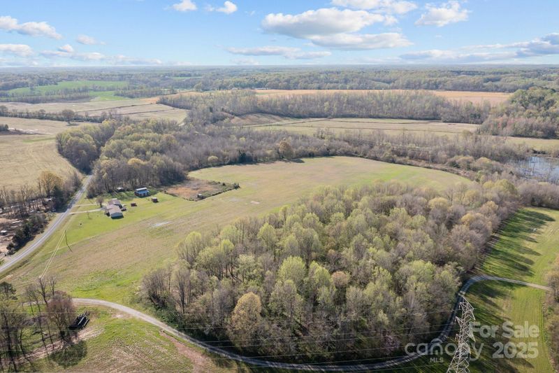 000 Knox Farm Rd #TR 3, Statesville, NC 28677
