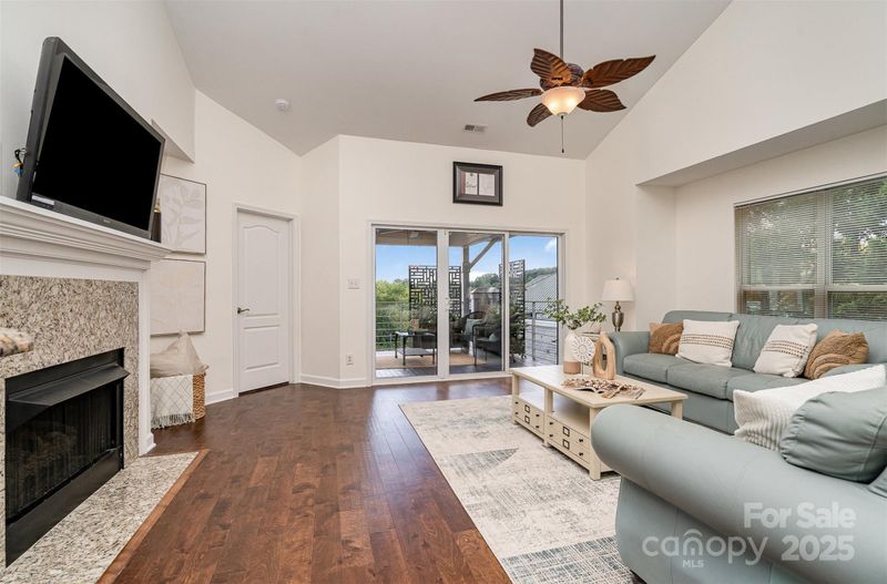 18643 Harborside Dr #36, Cornelius, NC 28031