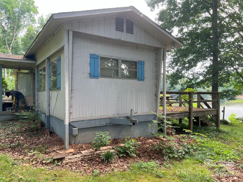3136 Bass Dr, Sherrills Ford, NC 28673