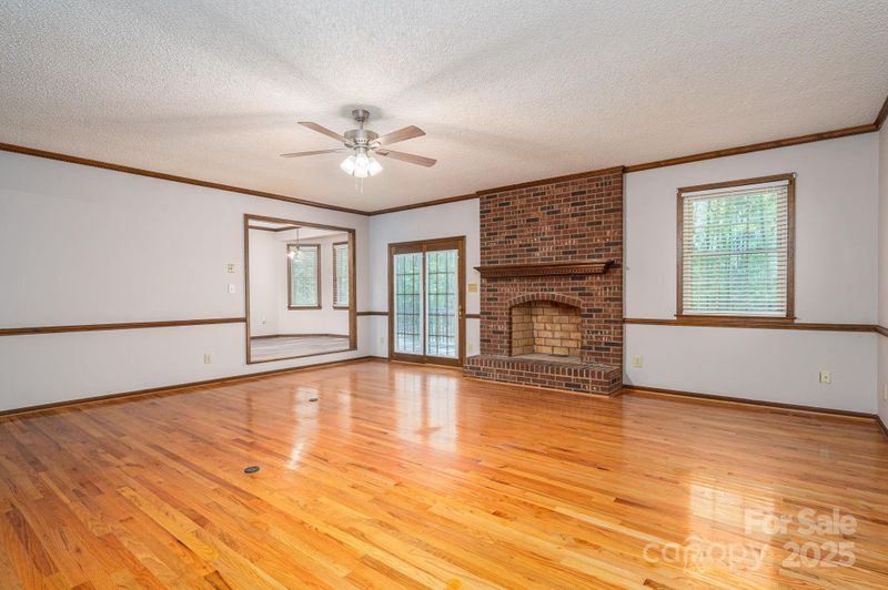 1478 Smith Farm Rd, Lincolnton, NC 28092