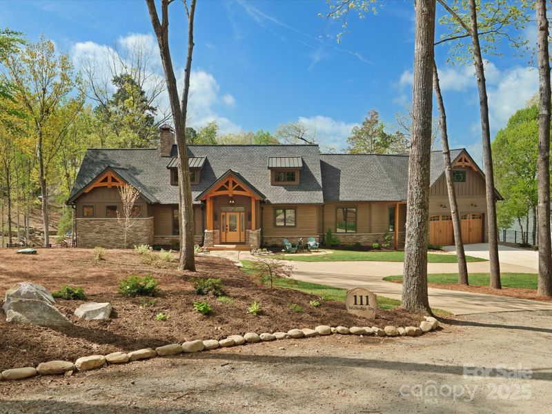 111 Milledge Dr, Mooresville, NC 28117