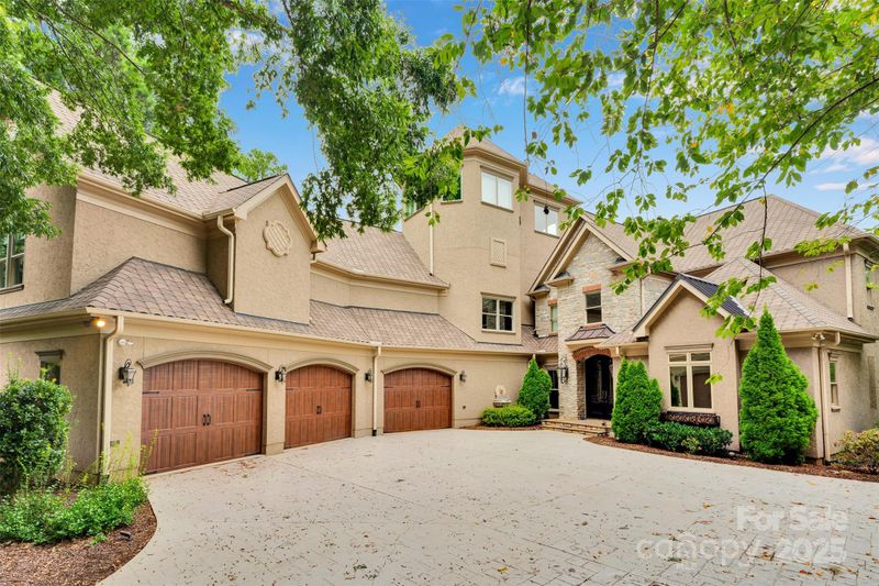20428 Island Forest Dr, Cornelius, NC 28031