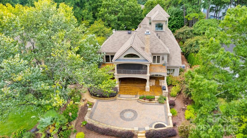 20428 Island Forest Dr, Cornelius, NC 28031