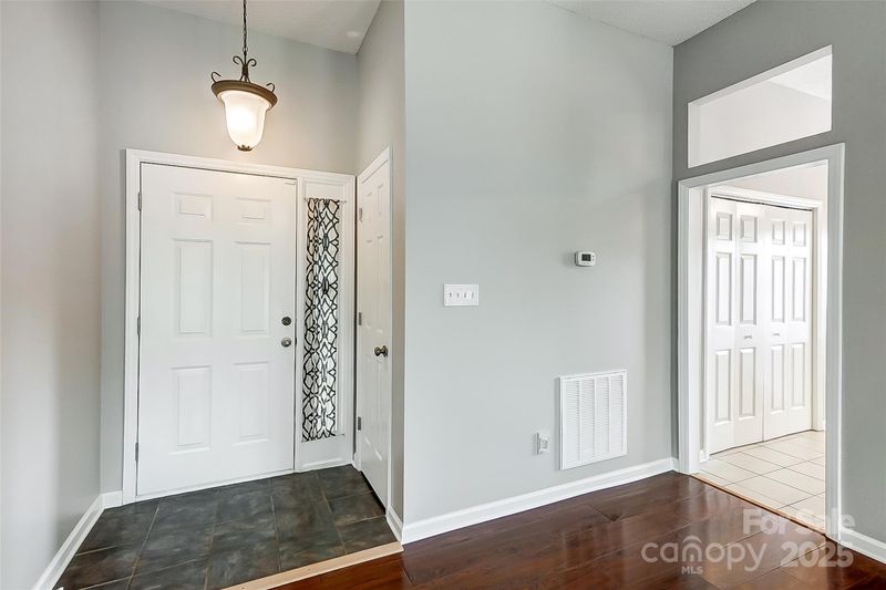 13417 Krislyn Woods Pl, Charlotte, NC 28278
