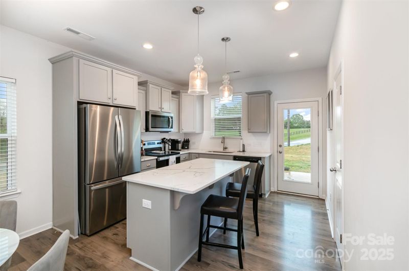 101 Glencroft Dr, Wingate, NC 28174