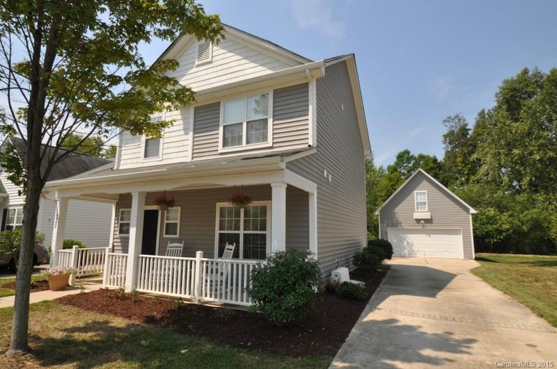 10982 Heritage Green Dr, Cornelius, NC 28031