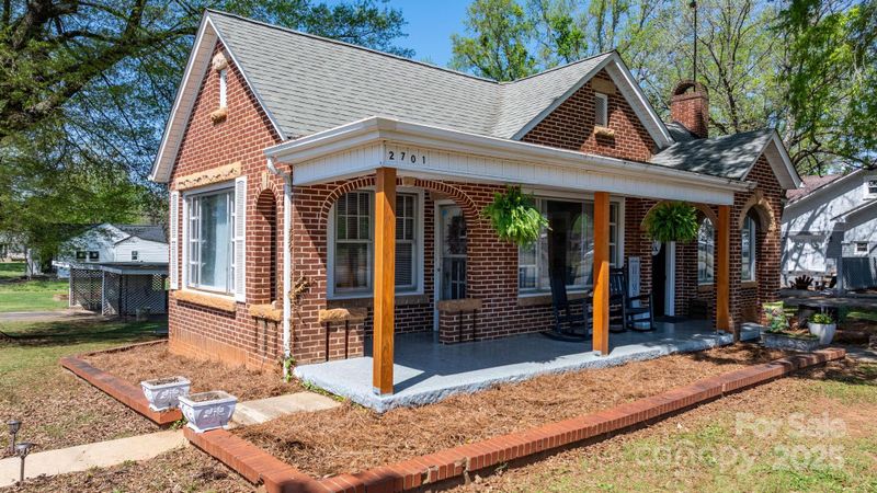 2701 N Main Ave, Newton, NC 28658