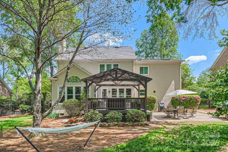 7316 Versailles Ln, Charlotte, NC 28277