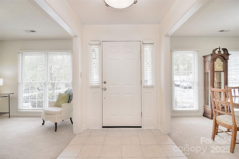 9208 Plashet Ln, Mint Hill, NC 28227