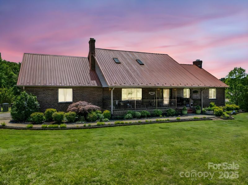 2251 Old Applewood Ln #9, Iron Station, NC 28080